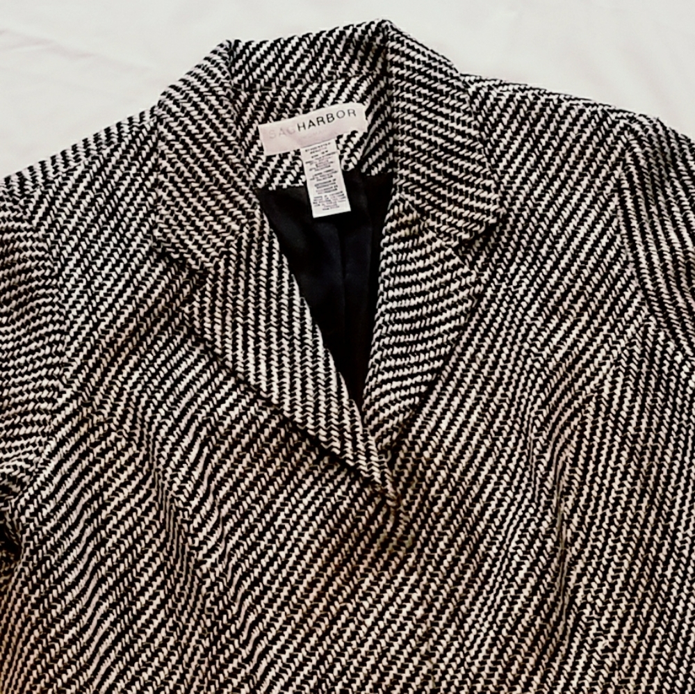SAG HARBOR black & white snap close blazer